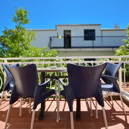 Апартаменты By The Sea Arbanija, Ciovo - 8651 *