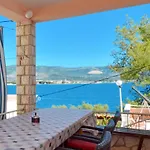 Apartments By The Sea Arbanija, Ciovo - 8651