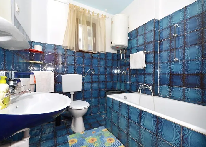 Apartament By The Sea Arbanija - Ciovo - 8651
