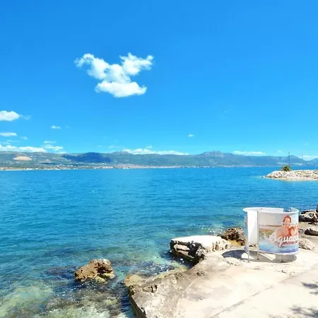 アパート By The Sea Arbanija - Ciovo - 8651 *